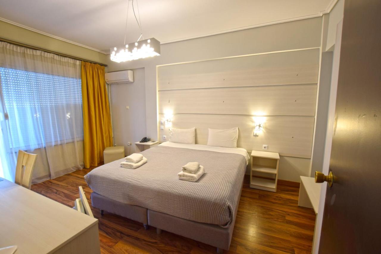John'S Hotel Chalkida Exterior photo
